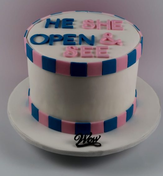 He or She Cake