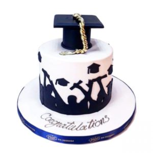 Graduation Cap Cake