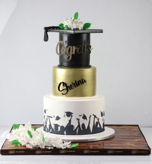 Graduation Hat Cake